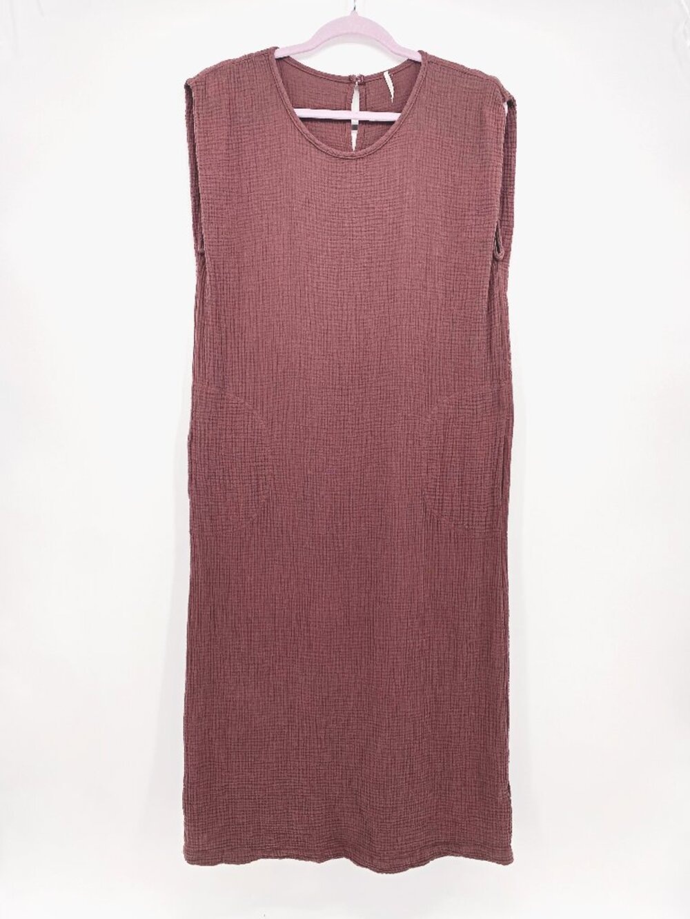 Hello Nite Textured Crew Midi Dress